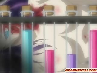 Japoneze hentai vajzë duke pirë spermë